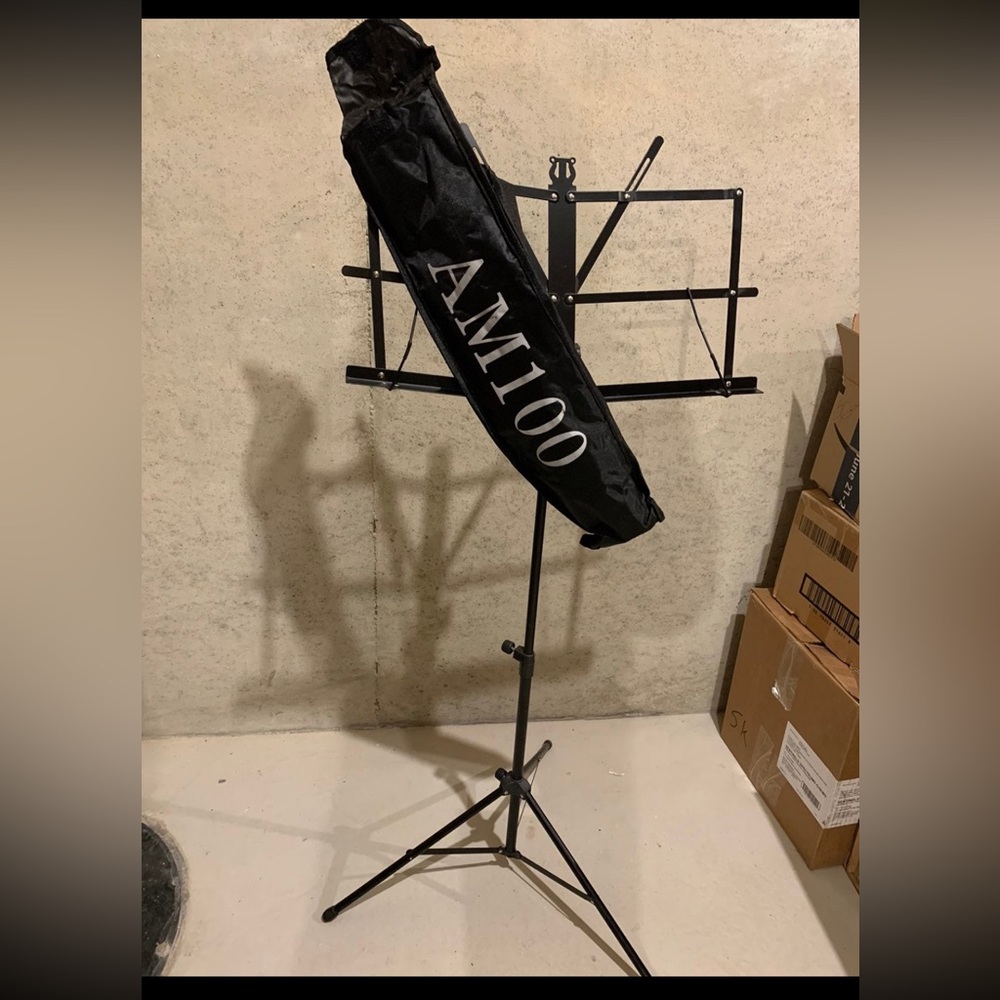 am100 Music Stand